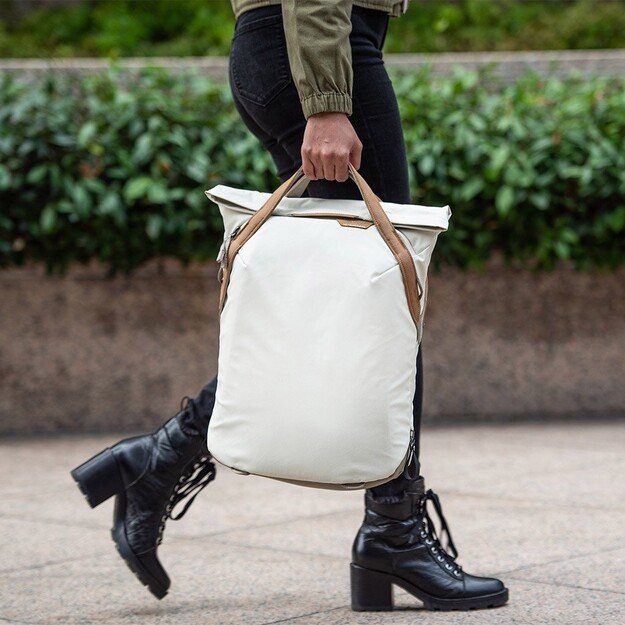 Peak Design backpack Everyday Totepack V2 20L, bone 2