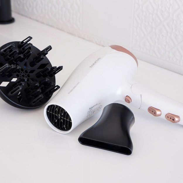 Suszarka do włos&oacute;w Taurus Studio 2500 Ionic 2400W
