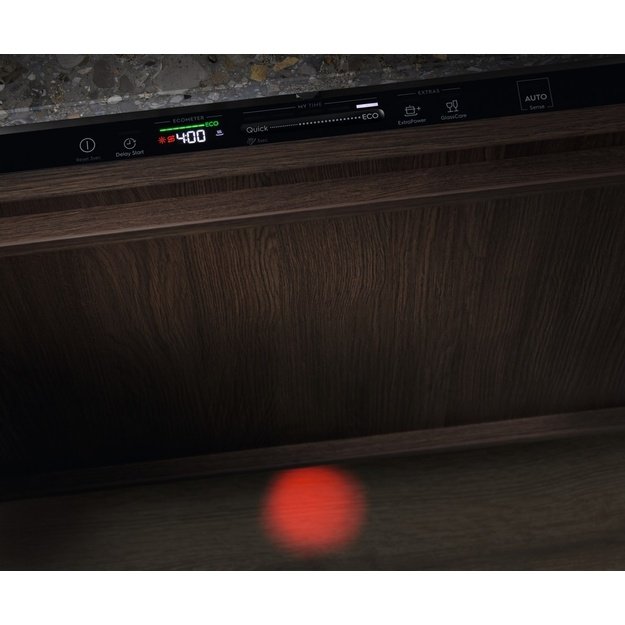 Indaplovė įmontuojama ELECTROLUX KEGB9405L