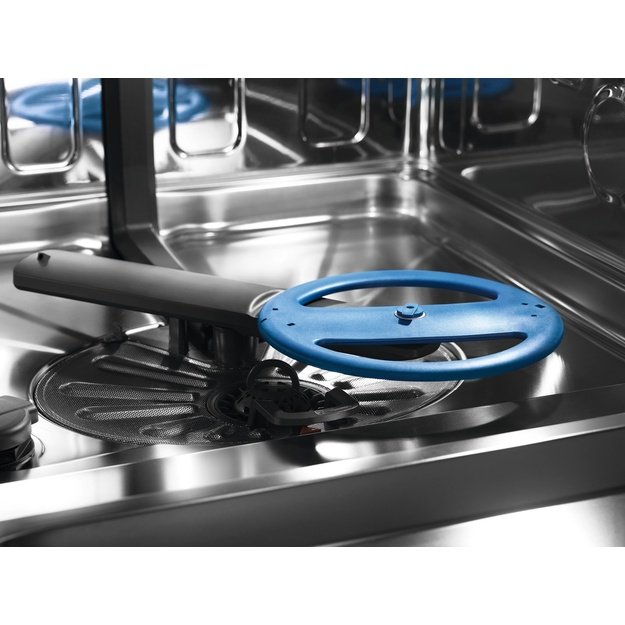 Indaplovė įmontuojama ELECTROLUX KEGB9405L