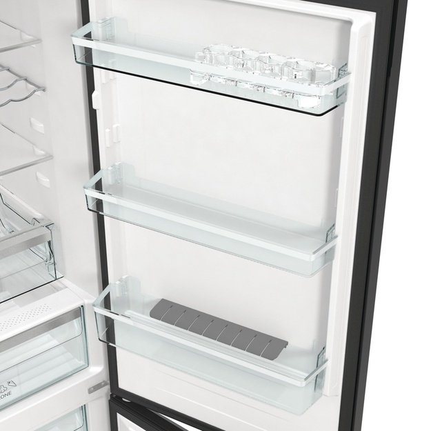 Gorenje NRK6192ABK4 fridge-freezer Freestanding 302 L E Black