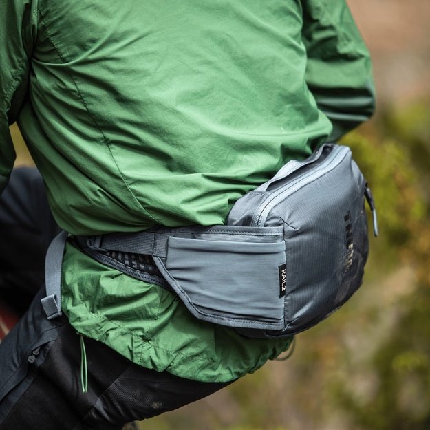 Thule Rail | Hip pack | Faded khaki