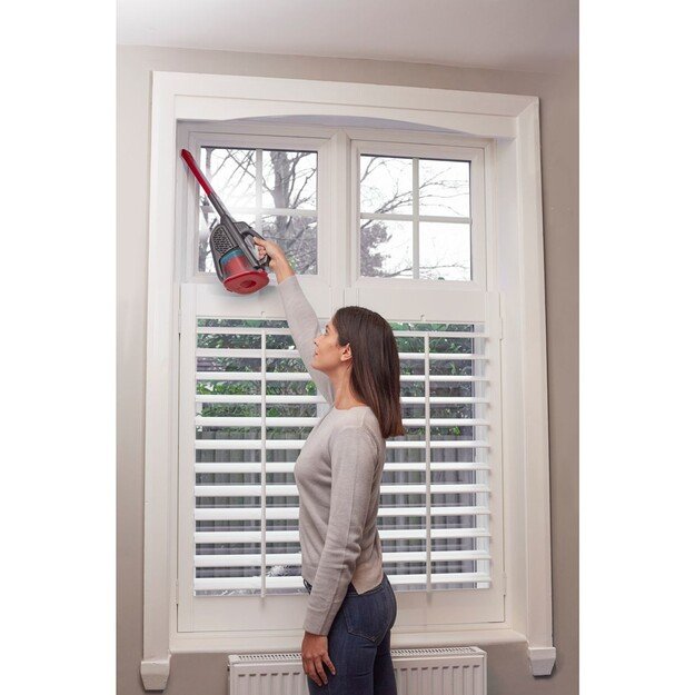 Black & Decker Dustbuster Black, Red Bagless 15