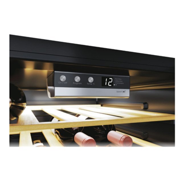 Candy | Wine Cooler | CWC 200 EELW/NF | Energy efficiency class G | Free standing | Bottles capacity 81 | Black 3