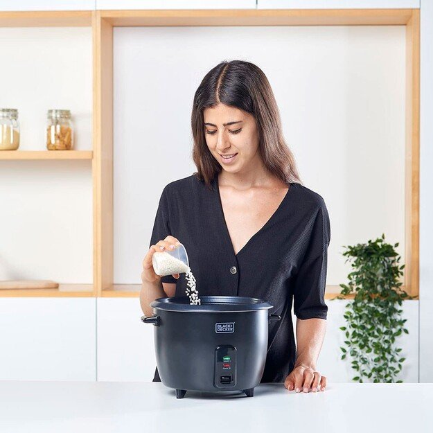 Black and Decker BXRC1800E rice cooker 1