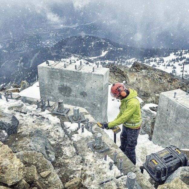 DeWALT DCG418NT-XJ portable sander Belt sander Black, Yellow 2