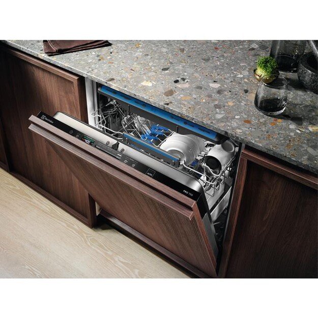 Electrolux EEM48320L dishwasher Fully built-in 14 place settings D 2