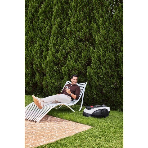 ROBOT LAWN MOWER ECOVACS GOAT O1200