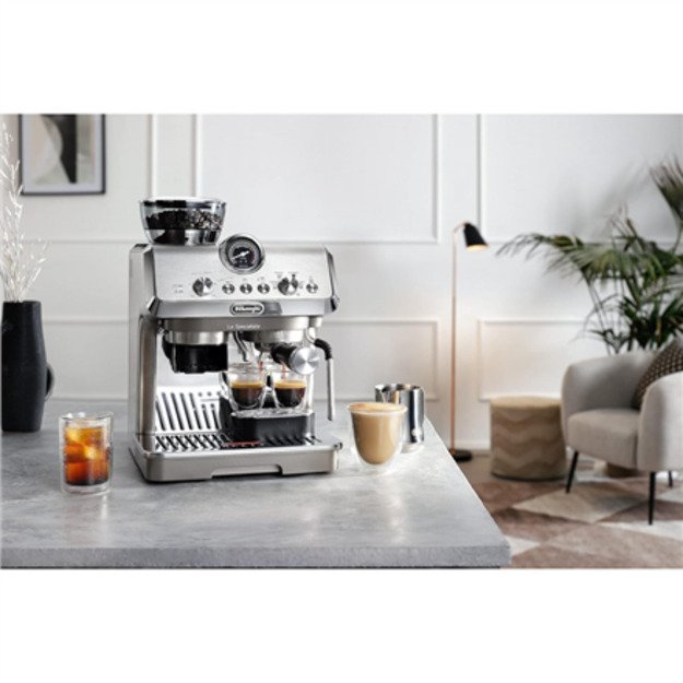 De&rsquo;Longhi La Specialist Arte Compact Manual Bean to Cup coffee machine with Cold Brew