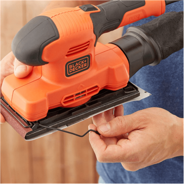 BLACK & DECKER