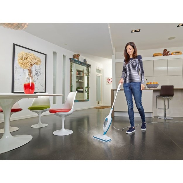 Black & Decker FSMH13E10-QS stick vacuum/electric broom