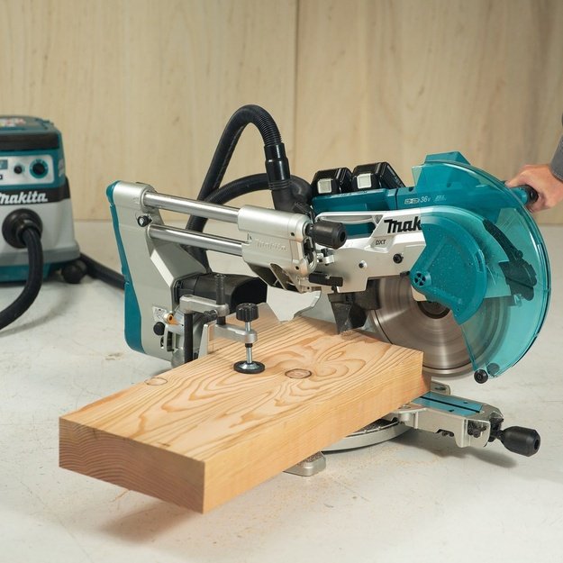 MAKITA. Mitre saw 2x18V DLS211ZU 305mm BLDC