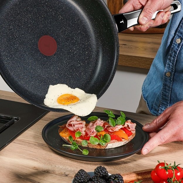 FRYING PAN EXPERTISE PLUS 24CM