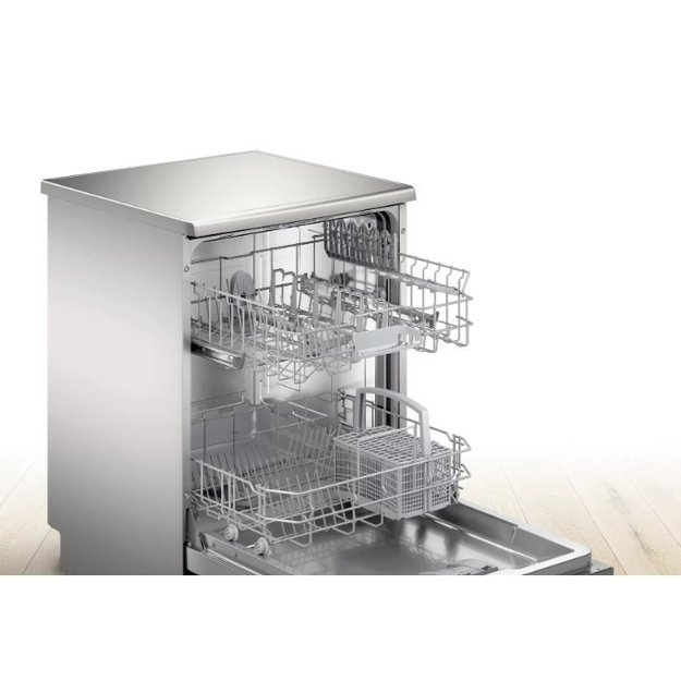 Bosch Serie 2 SMS2HTI60E dishwasher Freestanding 12 place settings E