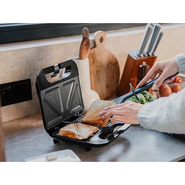 Lafe 47898 CripsyMaster Sandwich Maker, Black