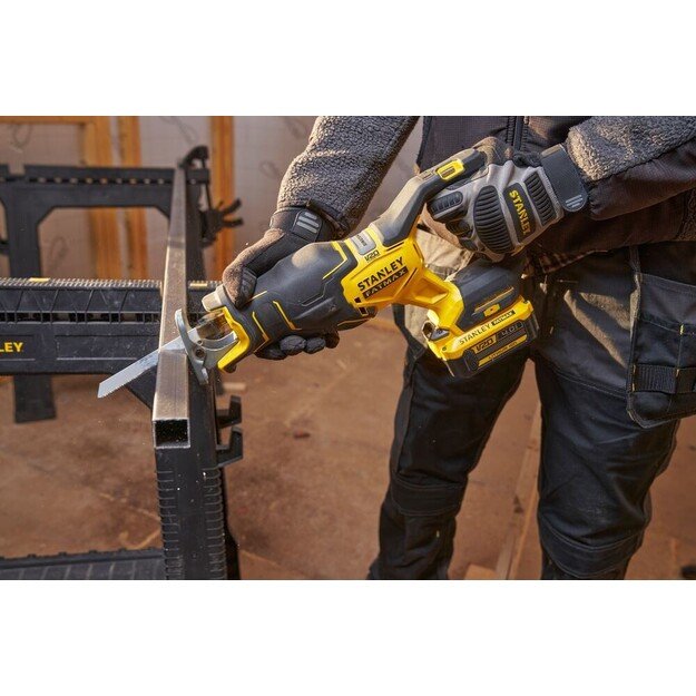 Tiesinis pjūklas 18V SFMCS311B-XJ STANLEY 5