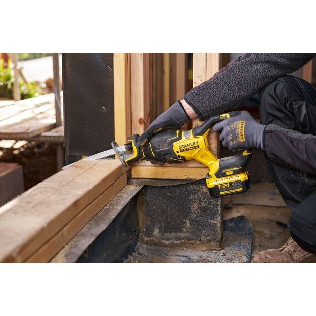 Tiesinis pjūklas 18V SFMCS311B-XJ STANLEY 2