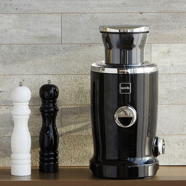 NOVIS Vita Juicer SX-3 VDE, juoda 2