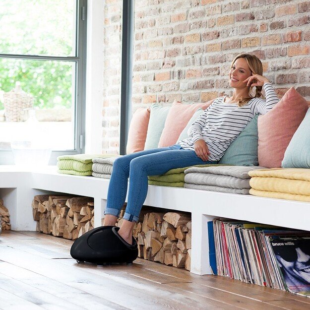 Medisana FM 890 massager Foot Black 1