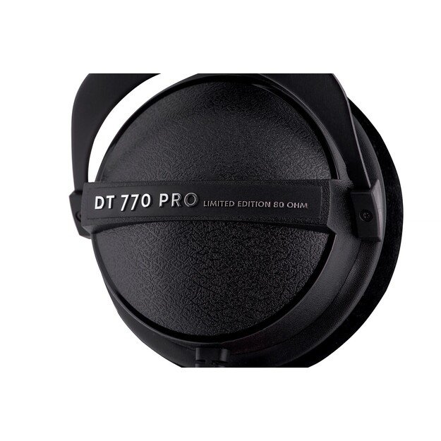 Beyerdynamic DT 770 Pro Black Limited Edition - closed studio headphones