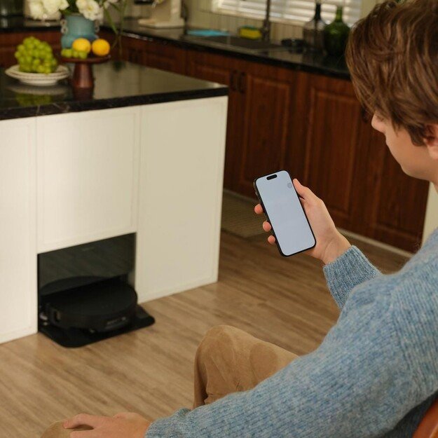 Robotas dulkių siurblys ROBOROCK SAROS 10, juodas