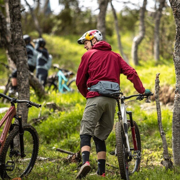 Thule 5307  Rail Hydration Hip Pack 4L Faded Khaki 2