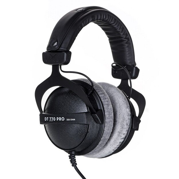 Beyerdynamic | Studio headphones | DT 770 PRO | Wired | On-Ear | Black 1