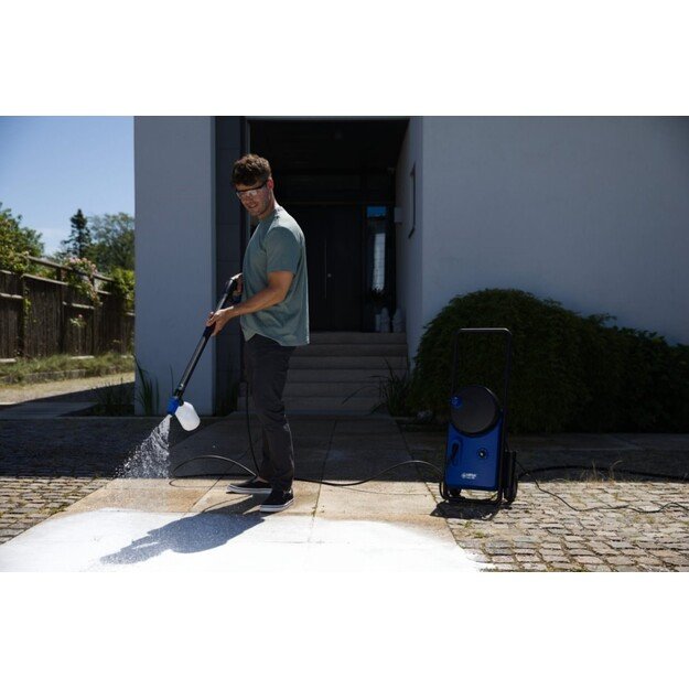 Nilfisk Core 140-8 pressure washer Upright Electric 474 l/h 1800 W Blue