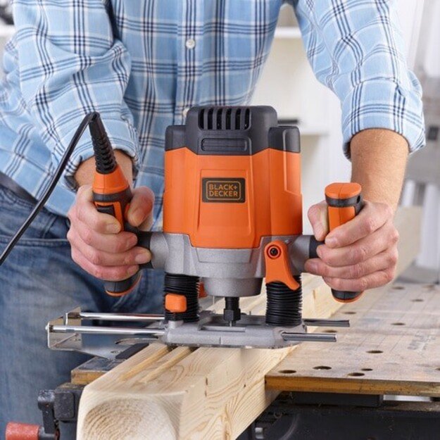 BLACK & DECKER | Milling Machine | KW1200EKA-QS | 1200 W