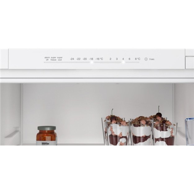 Bosch Serie 2 KIN96NSE0 fridge-freezer Built-in 290 L E White 5