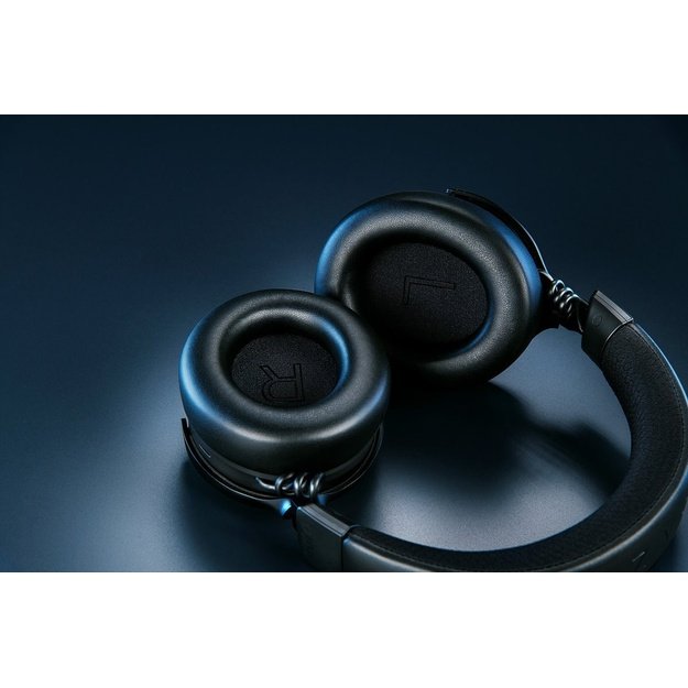 Razer Gaming Headset Kraken V4 Pro Bluetooth Over-ear Microphone Wireless Black