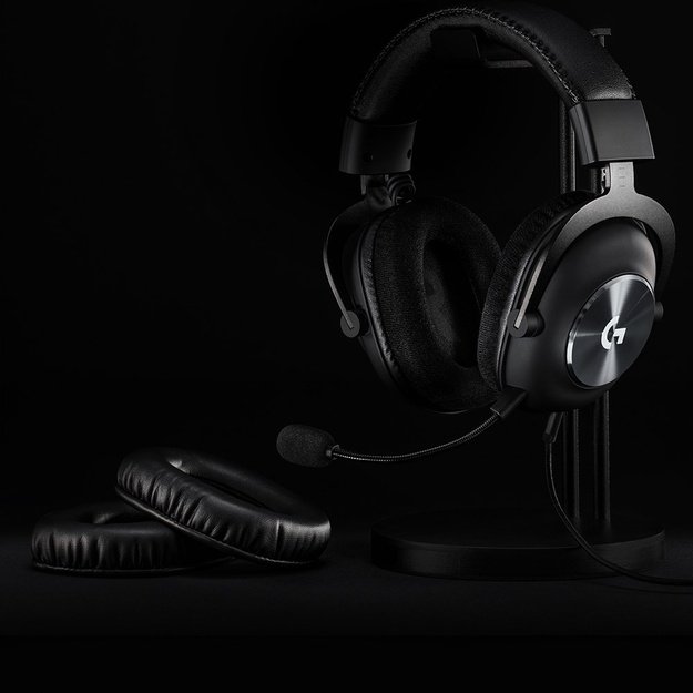 LOGITECH G Pro X Headset full size wired 3.5 mm jack noise isolating