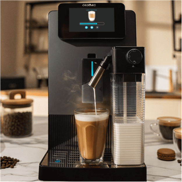 Cecotec Coffee machine | Cremmaet Latte Jar | Pump pressure 19 bar | Automatic | Built-in milk frother | Black