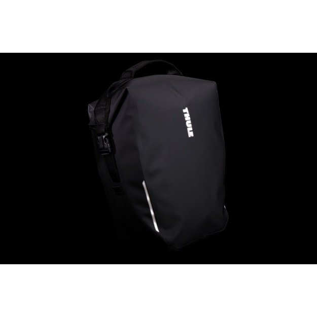 Thule 5476 Shield Pannier 22L with InLock Black