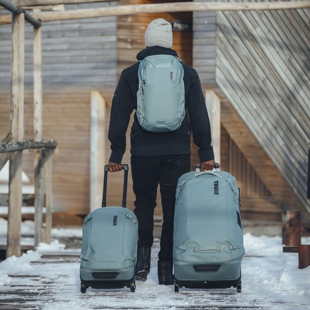 Thule | Backpack 26L | Chasm | Fits up to size 16   | Laptop backpack | Waterproof | Pond Gray