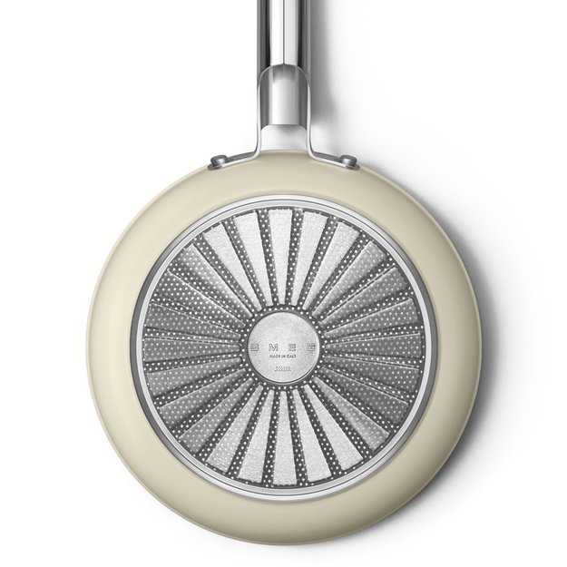 Smeg FPF2002CRM frying pan