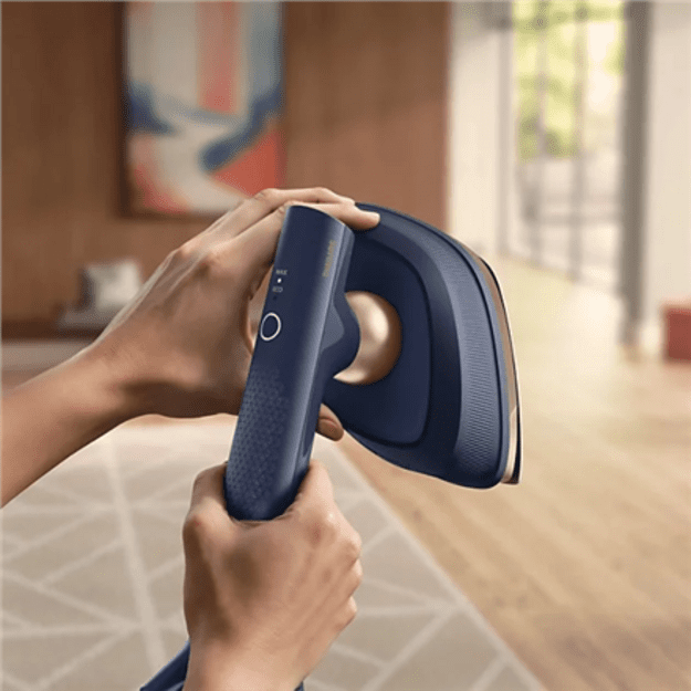Philips Steam Iron with Soft Board | OneTurn GC215