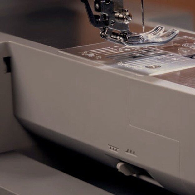 Singer | Computerized Sewing Machine | HD6800C Heavy Duty | Number of stitches 586 | Number of buttonholes 9 | Grey 7