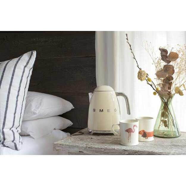 Smeg 50 s Style Kettles KLF03CREU Cream