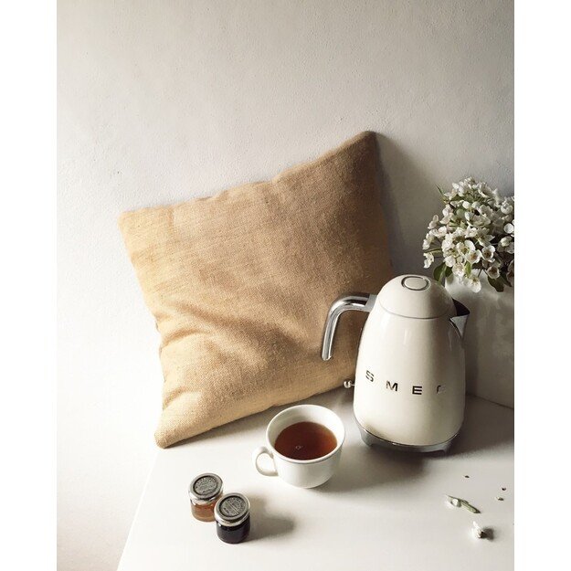 Smeg 50 s Style Kettles KLF03CREU Cream