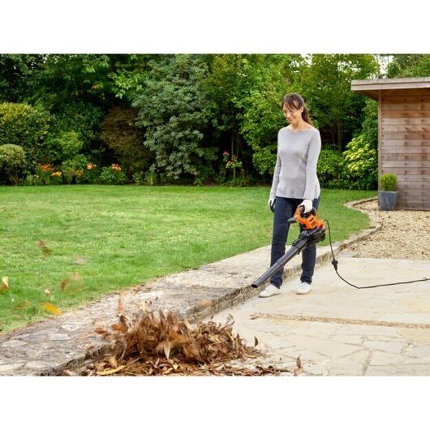 Black & Decker BEBLV300-QS leaf blower 315 km/h