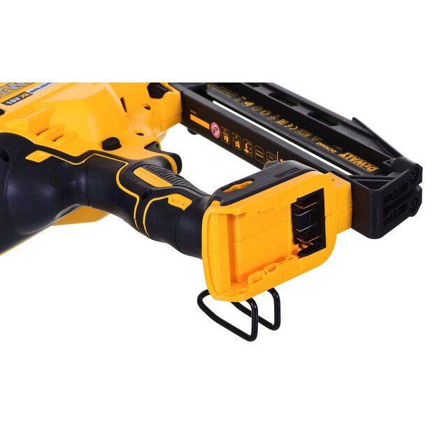 DeWALT DCN660P2-QW XR LI-ION 18V 2 Speed ​​Nailer with Brushless Motor