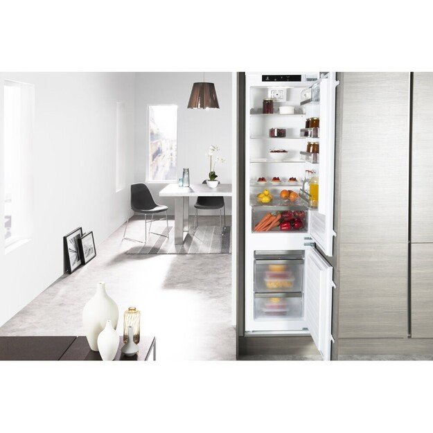 WHIRLPOOL ART 9811 SF2 5