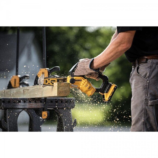 18V XR Chainsaw 20cm