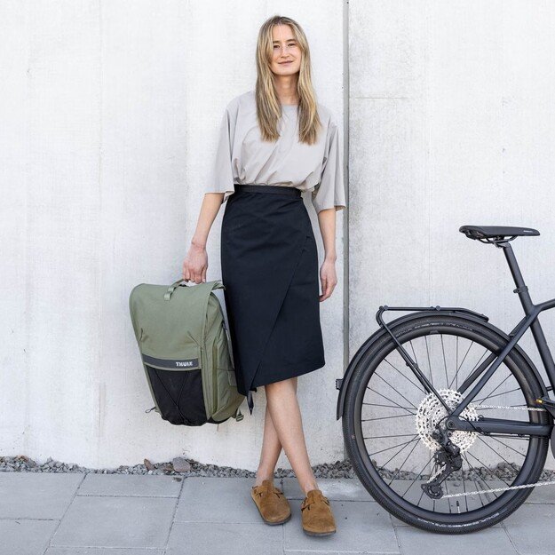 Thule 5233 Paramount Bike Commute Backpack 20L Soft Green 2