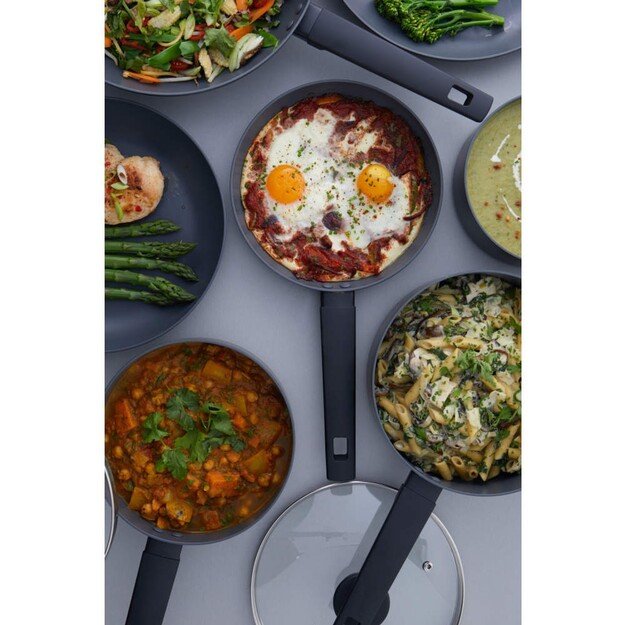 Russell Hobbs RH028361EU7 Shield 20cm Fry Pan 1