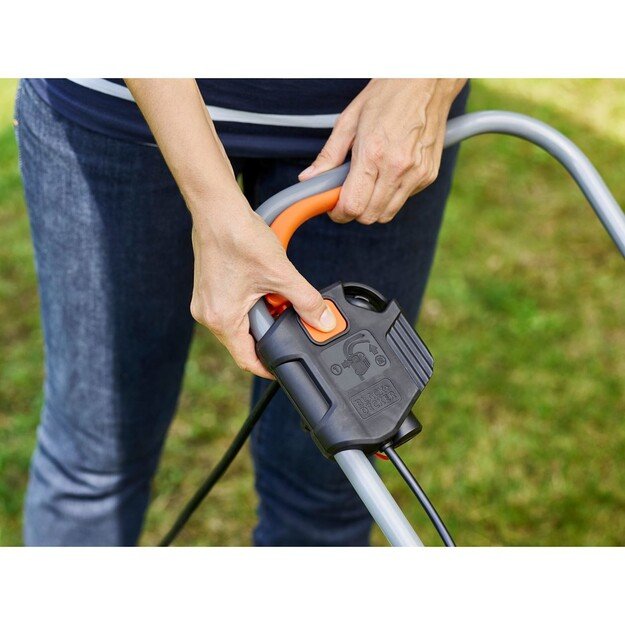 BLACK & DECKER BEMW351-QS Electric Lawn Mower, 1000 W, 32 cm