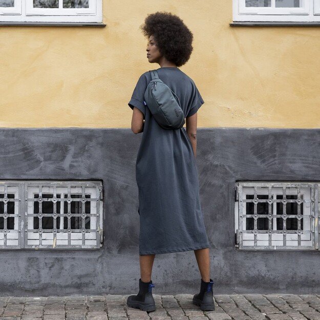 Thule 5066 Subterra 2 Sling Bag Black 1