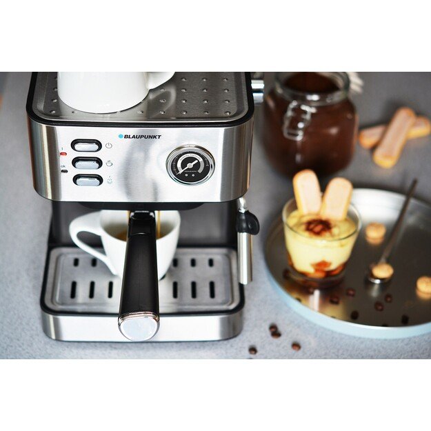 Blaupunkt CMP312 Espresso coffee machine 2