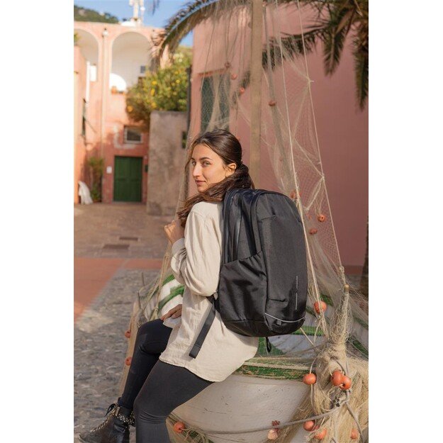 XD Design Bobby Explore Backpack black 3